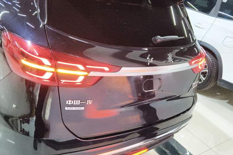 Used Hongqi HS5 2022 Restyled 2.0T Smart Connect Flagship All-Wheel-Drive Version
