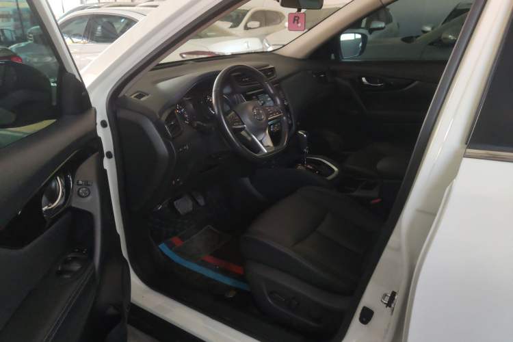 Used Nissan X-Trail 2019 2.0L CVT Comfort Edition 2WD
