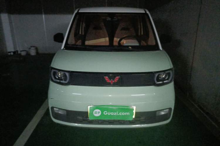 Used Wuling Hongguang MINIEV 2021 Macaron Fashion Model Lithium Iron Phosphate
