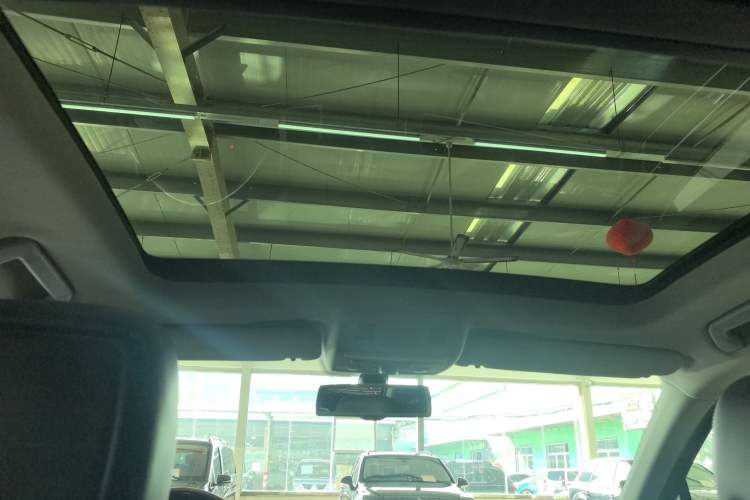 Used Volkswagen Touareg 2011 3.0 TSI High-End Version