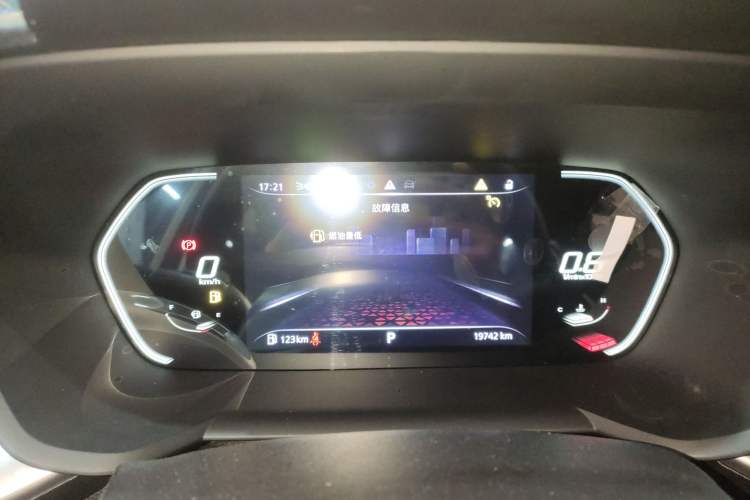 Used MG 5 2021 Revised Version 180 DVVT CVT Youth Luxury Edition