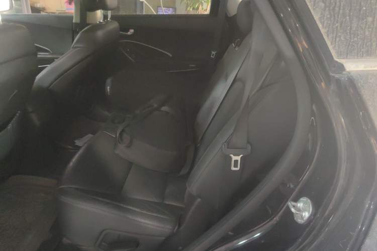 Used Hyundai Grand SantaFe 2013 3.0L 7-seat Four-Wheel-Drive Luxury Edition