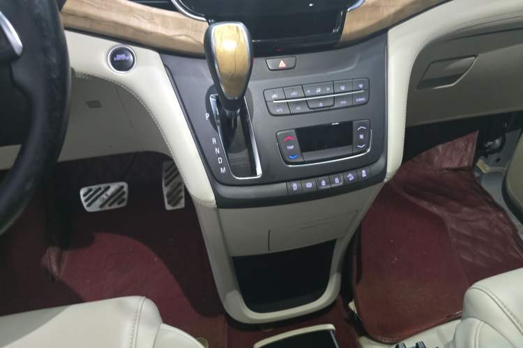 Used Buick GL8 2018 ES 28T Comfort Model China VI Standard
