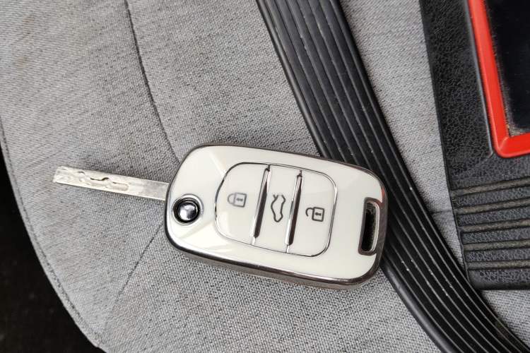 Used Wuling Hongguang MINIEV 2021 Macaron Premium Model – Lithium Iron Phosphate
