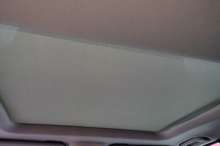 Used Mercedes-Benz R-Class 2017 R 320 4MATIC Business Edition Prestige Model
