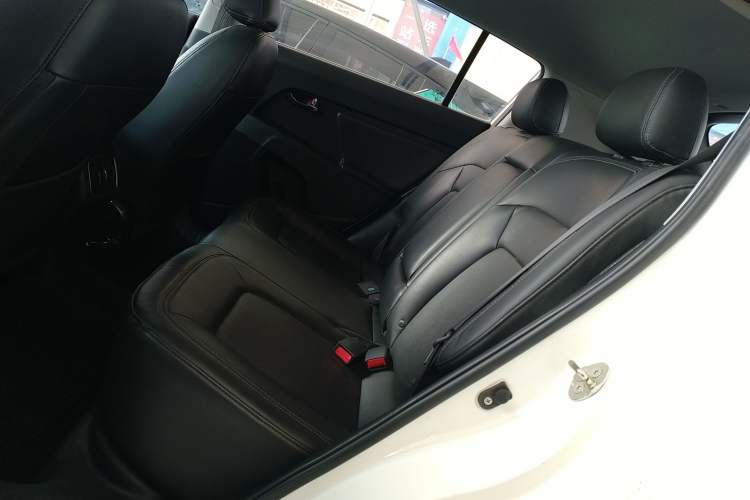 Used Kia Sportage R 2015 2.0L Automatic Two-Wheel Drive GLS