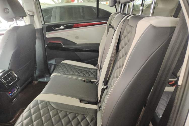 Used Volkswagen ID.6 CROZZ 2021 Long-Range PURE+ Edition