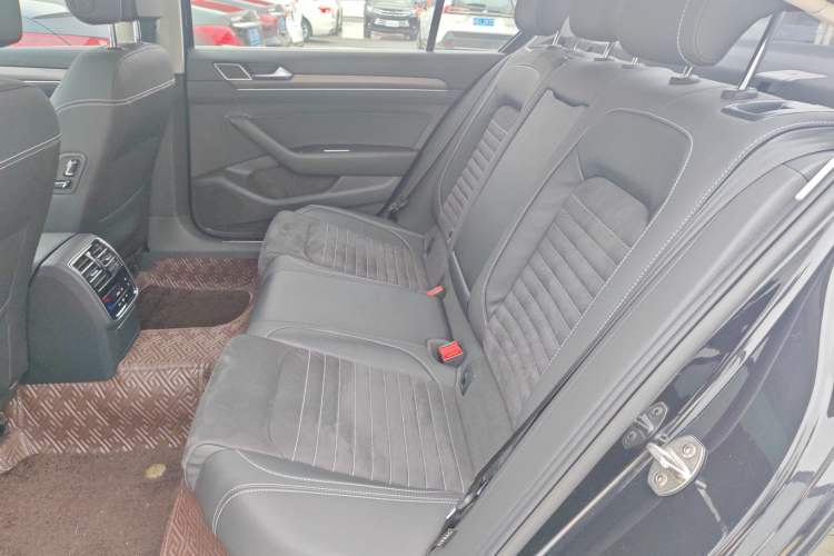 Used Volkswagen Magotan 2020 330TSI DSG Luxury Edition
