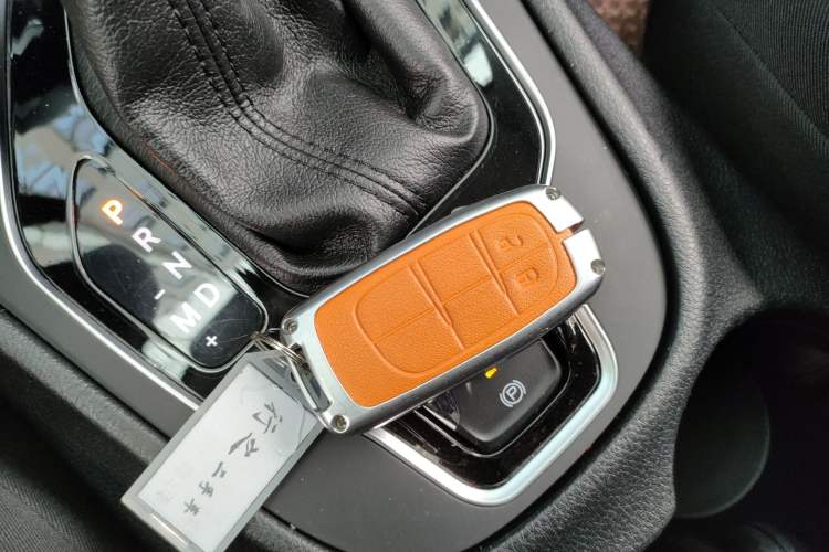 Used  Cherokee 2020 2.0T Two-Wheel Drive Leading Edition
