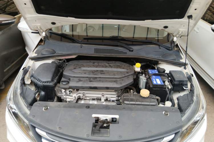 Used Baojun 310W 2017 1.5L Manual Luxury Model China V Standard
