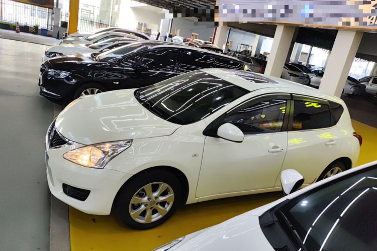 Used Nissan Tiida 2011 1.6L CVT Smart Version
