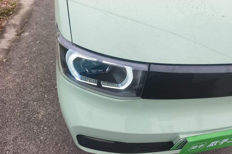 Used Wuling Hongguang MINIEV 2021 Macaron Premium Model – Lithium Iron Phosphate
