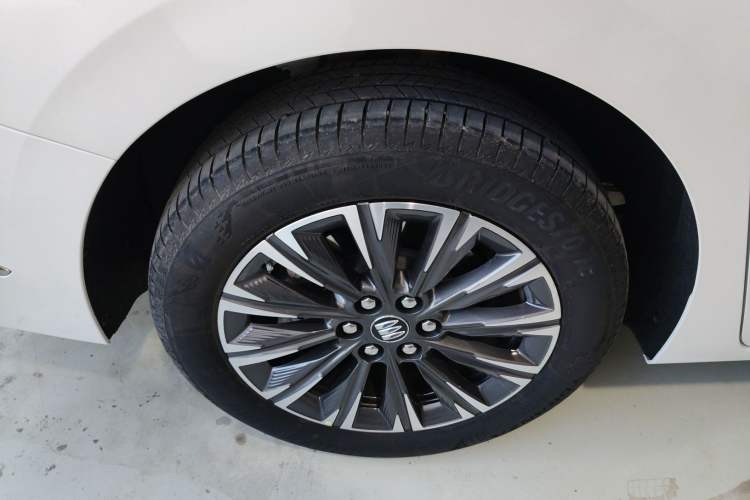 Used Buick GL8 2025 Lu Zun Deluxe Edition
