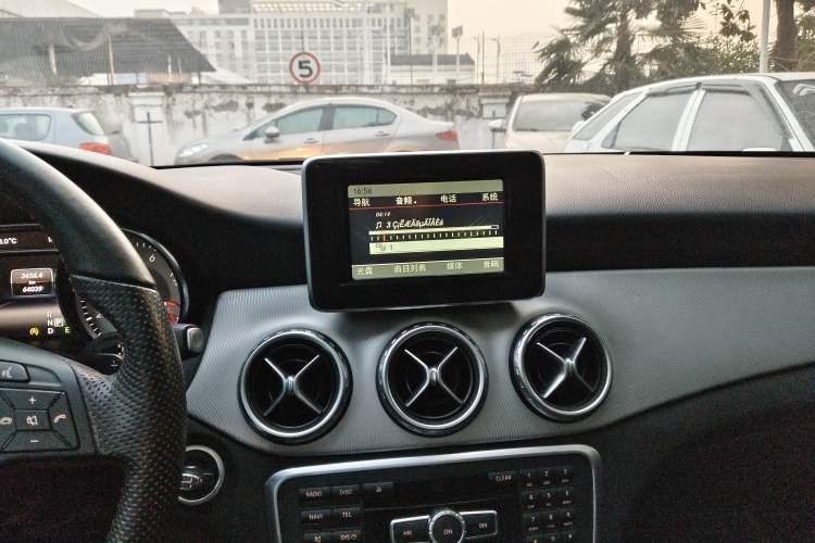 Used Mercedes-Benz GLA 2015 GLA 200 Sport Edition
