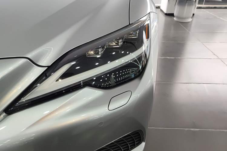 Used Lexus LS 2021 500h Executive Edition
