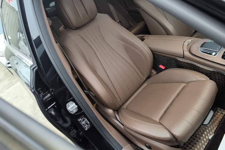 Used Mercedes-Benz E-Class 2019 E 200 L
