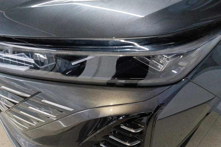 Used Changan CS75 PLUS 2024 3rd Generation Champion Edition 1.5T Intelligent Drive Dynamic Model
