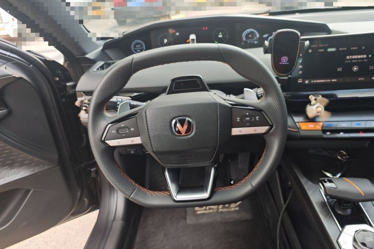 Used Changan UNI-V 2022 1.5T Prestige Version
