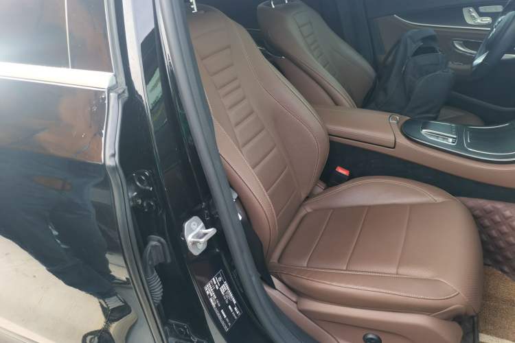 Used Mercedes-Benz E-Class 2020 Restyled E 300 L Sporty and Stylish Edition
