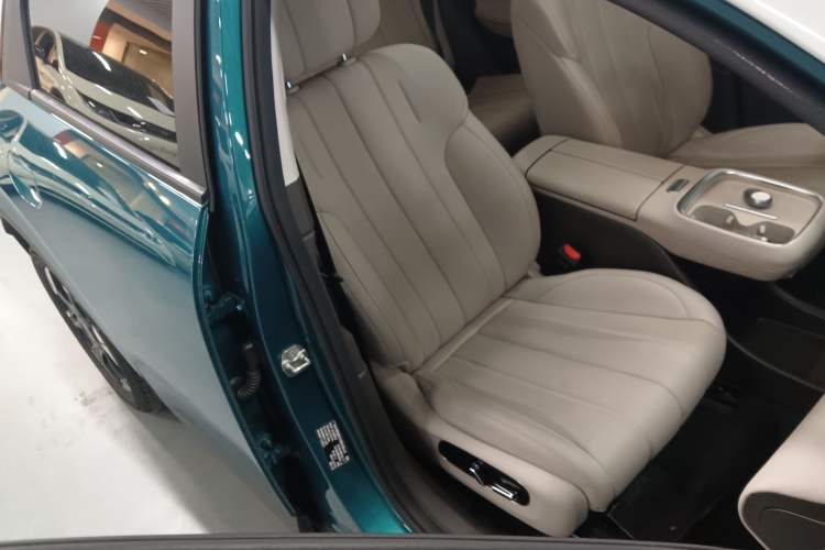 Used AION UT 2025 420 Prestige Edition