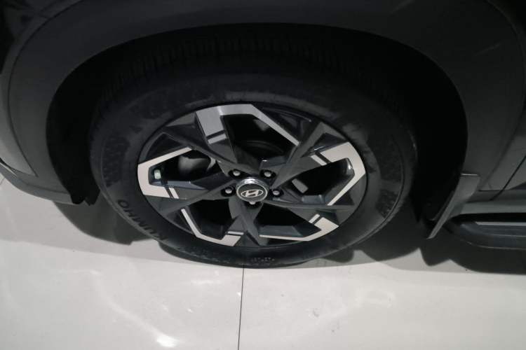 Used Hyundai ix35 2023 Musso 2.0L Deluxe Edition DLX