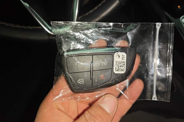 Used Buick Envision 2022 Facelift Encore S 652T Two-Wheel-Drive Luxury Model