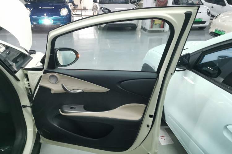 Used BYD Dolphin 2025 420km Free Edition
