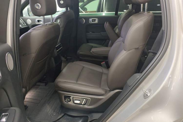 Used Li Auto L8 2023 Max model
