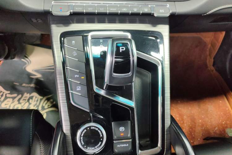 Used Geely Auto Emgrand X7 Sport 2020 1.8TD DCT Smart PRO
