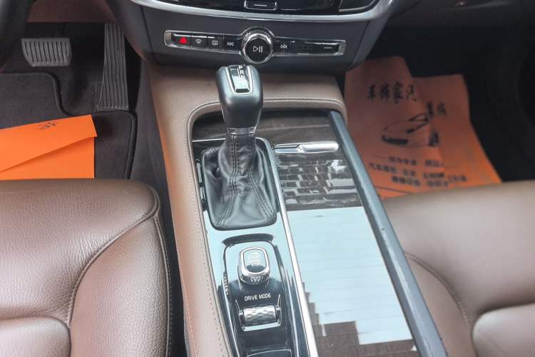 Used Volvo S90 2018 T5 Zhiyuan Edition