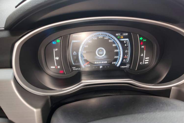 Used Geely Auto Emgrand X7 Sport 2016 1.8TD Automatic Smart Model
