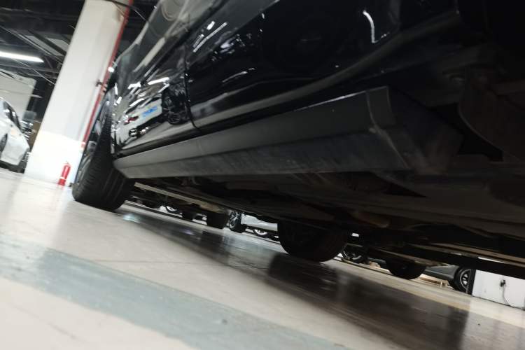 Used Land Rover Range Rover Velar 2018 P380 R-DYNAMIC SE
