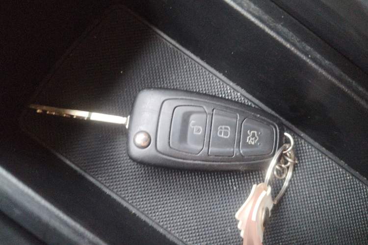 Used Ford Focus 2017 Sedan 1.6L Automatic Comfort Plus SmartDrive Edition
