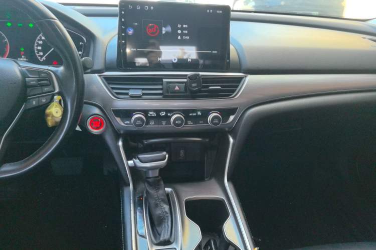 Used Honda Accord 2018 260TURBO Luxury Edition China V Emission Standard
