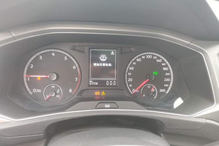 Used Volkswagen T-ROC 2019 230TSI DSG Two-Wheel-Drive Advanced Version China VI Standard
