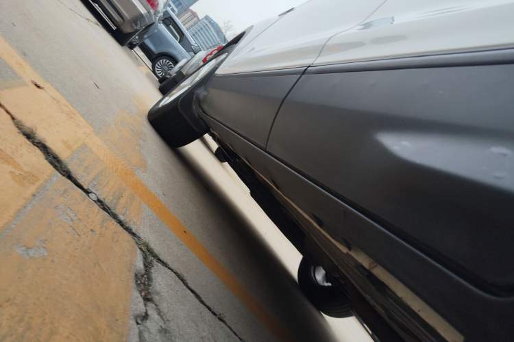 Used Ford Kuga 2017 EcoBoost 180 Two-Wheel-Drive Tiger Leap Model
