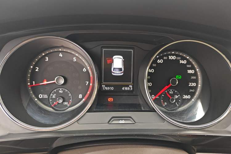 Used Volkswagen Tiguan L 2017 330TSI Automatic Two-Wheel Drive Luxury Edition
