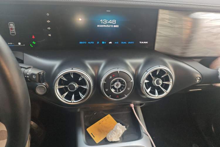 Used Tank 300 2021 City Edition 2.0T—Truly Stylish
