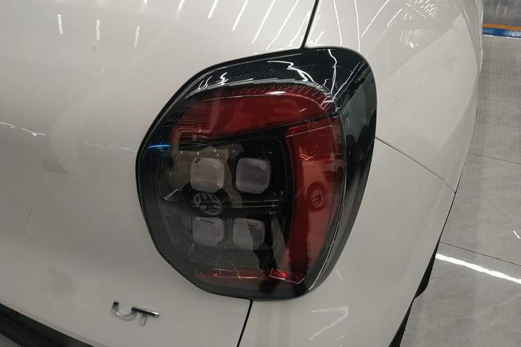 Used AION UT 2025 330 Starlight Edition
