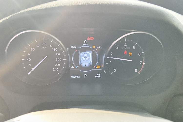 Used Land Rover Discovery Sport 2018 240 PS SE Version