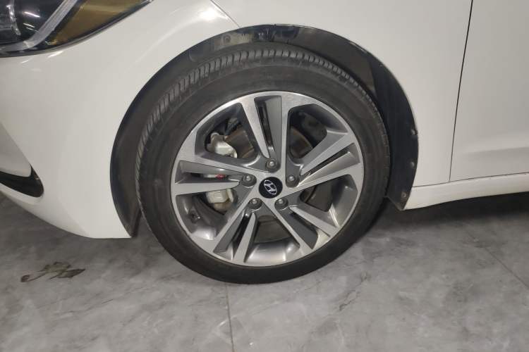 Used Hyundai Elantra 2016 1.6L Automatic ZhiXuan – Elite Version