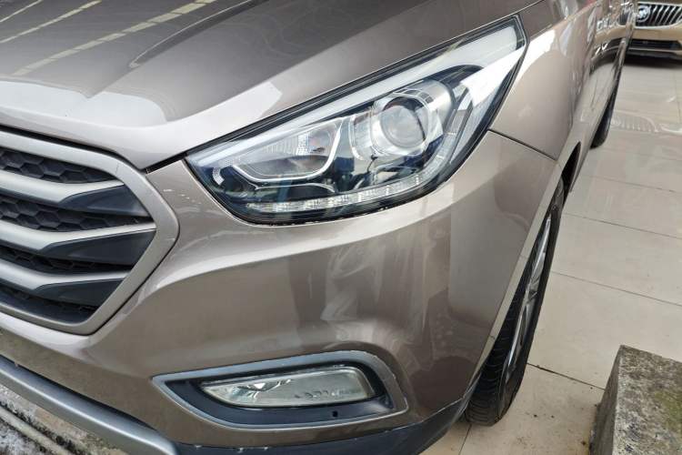 Used Hyundai ix35 2013 2.0L Automatic Two-Wheel Drive Smart GLS China IV Standard