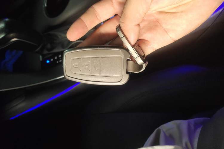 Used Toyota Avalon 2021 2.5L Luxury Edition
