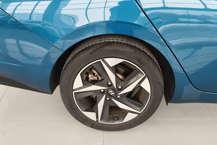 Used Hyundai Elantra 2021 1.5L CVT LUX Prestige Edition