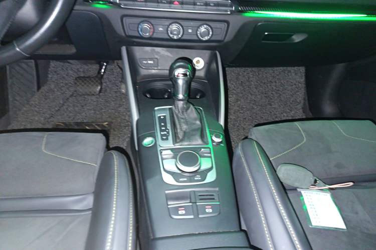 Used Audi A3 2018 30th Anniversary Edition Sportback 35 TFSI Fashion Model
