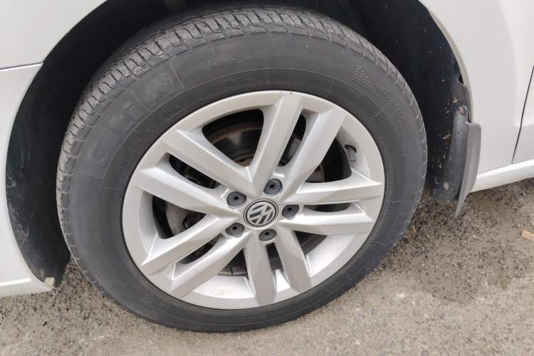 Used Volkswagen Jetta 2017 1.4L Manual Comfort Model
