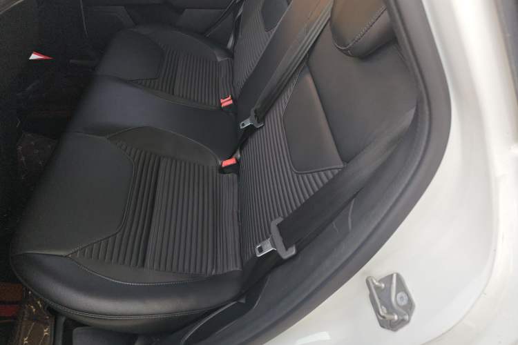 Used Ford Focus 2018 Sedan Classic 1.6L Automatic Trendy SmartDrive Edition