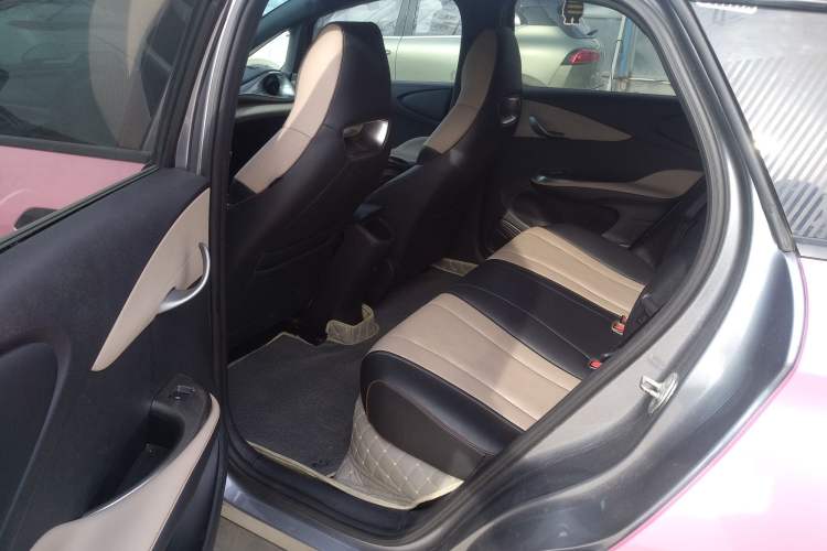 Used BYD Dolphin 2023 420 km Fashion Edition
