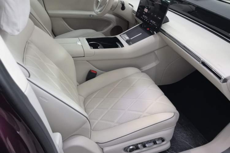 Used Hima Stelato S9 2024 All-Electric Max Rear-Drive Long-Range Version