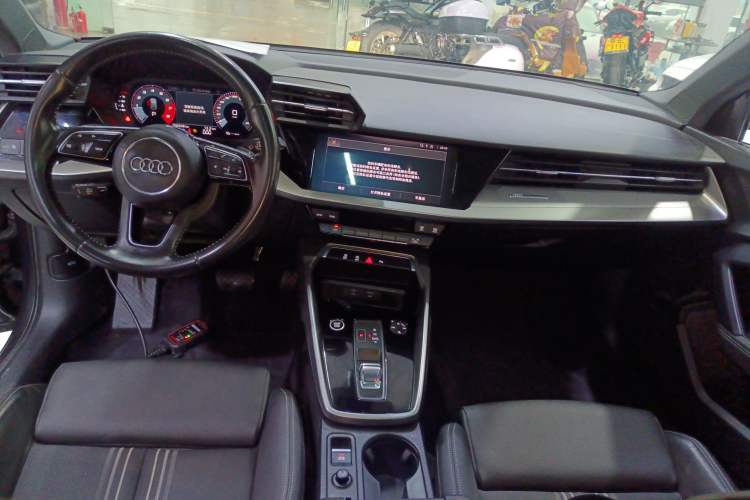 Used Audi A3 2021 Sportback 35 TFSI Fashionable Sports Model
